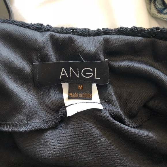 Lace Angl skort - Picture 2 of 2